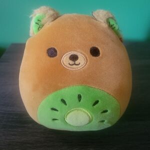 Squishmellow Kiwi BEAR